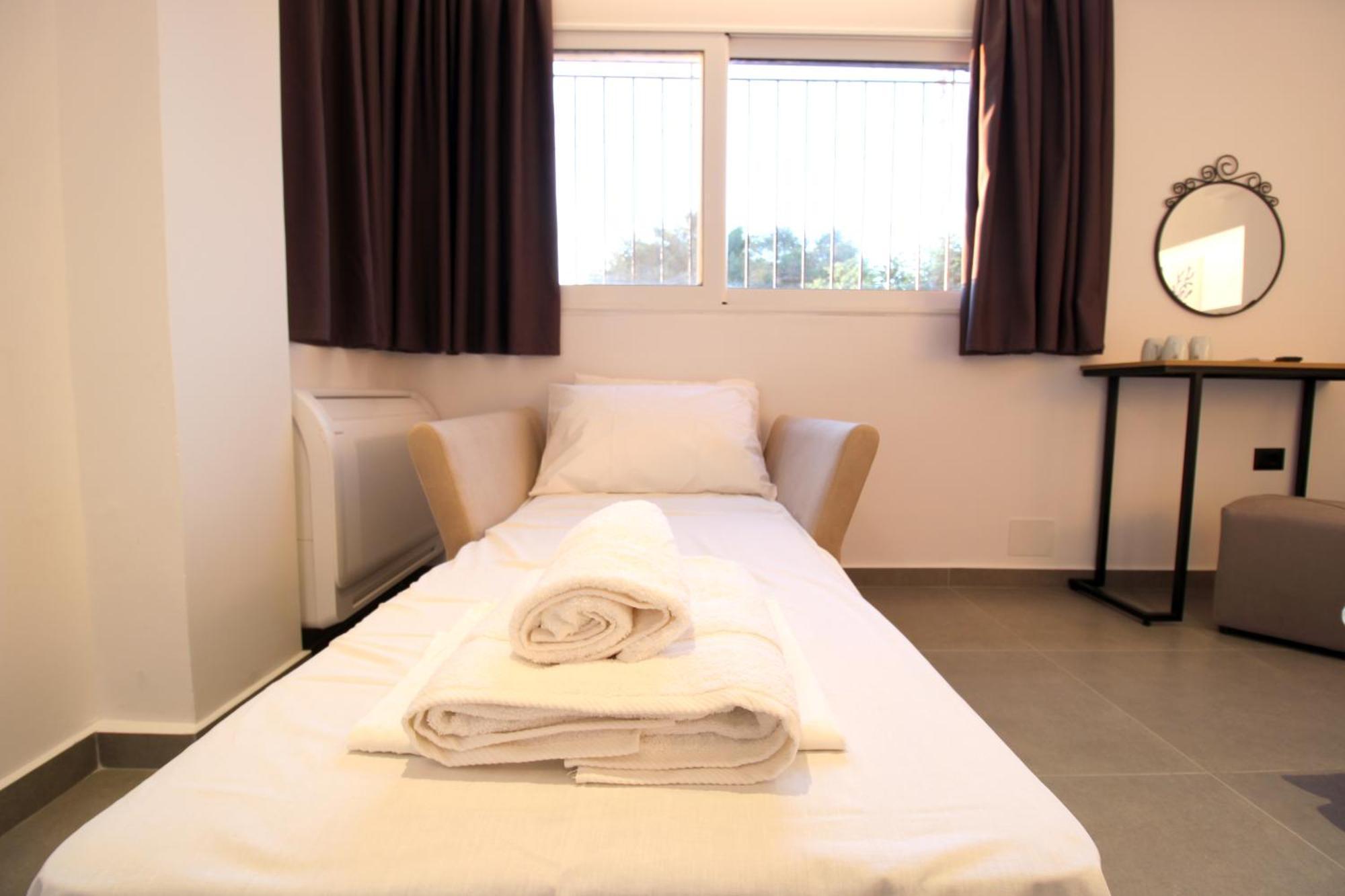 Melina'S Seaside Retreat Aparthotel Ksamil Exteriör bild