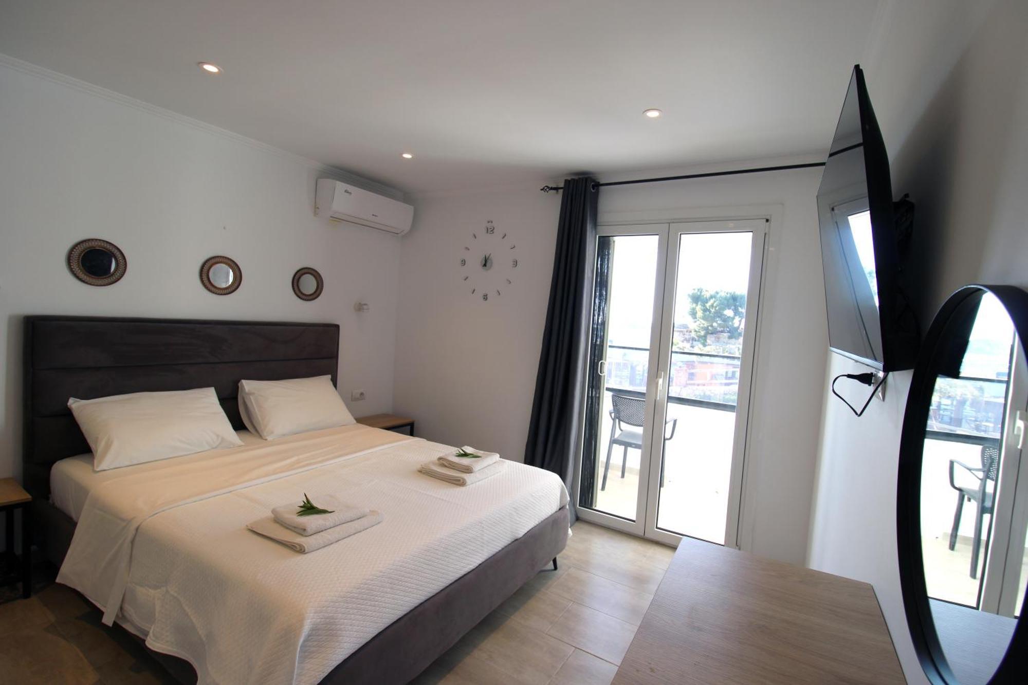 Melina'S Seaside Retreat Aparthotel Ksamil Exteriör bild