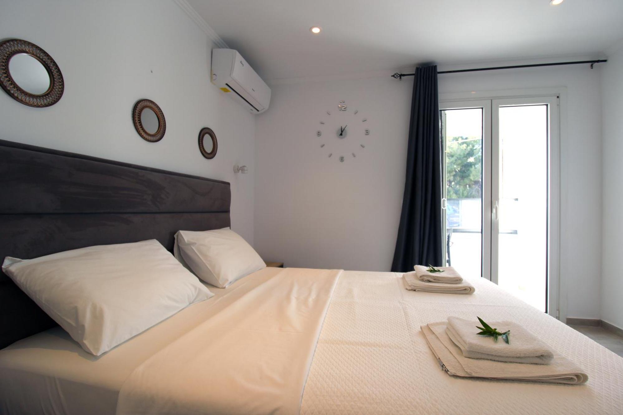 Melina'S Seaside Retreat Aparthotel Ksamil Exteriör bild